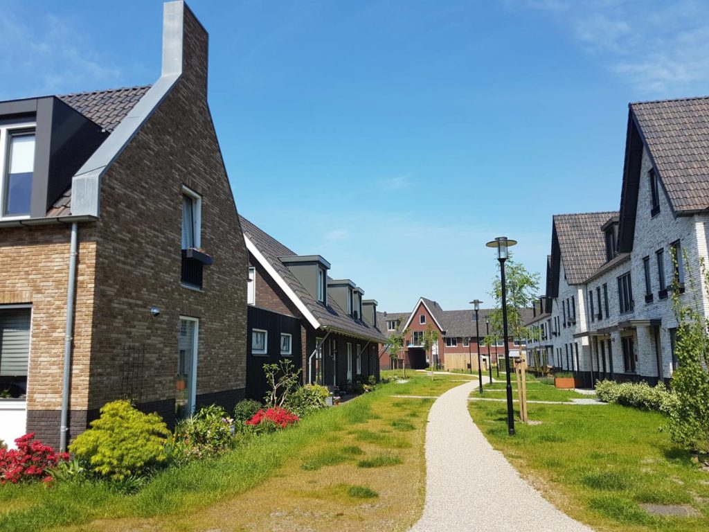 33597392_2083094761936156_7647166717654728704_o